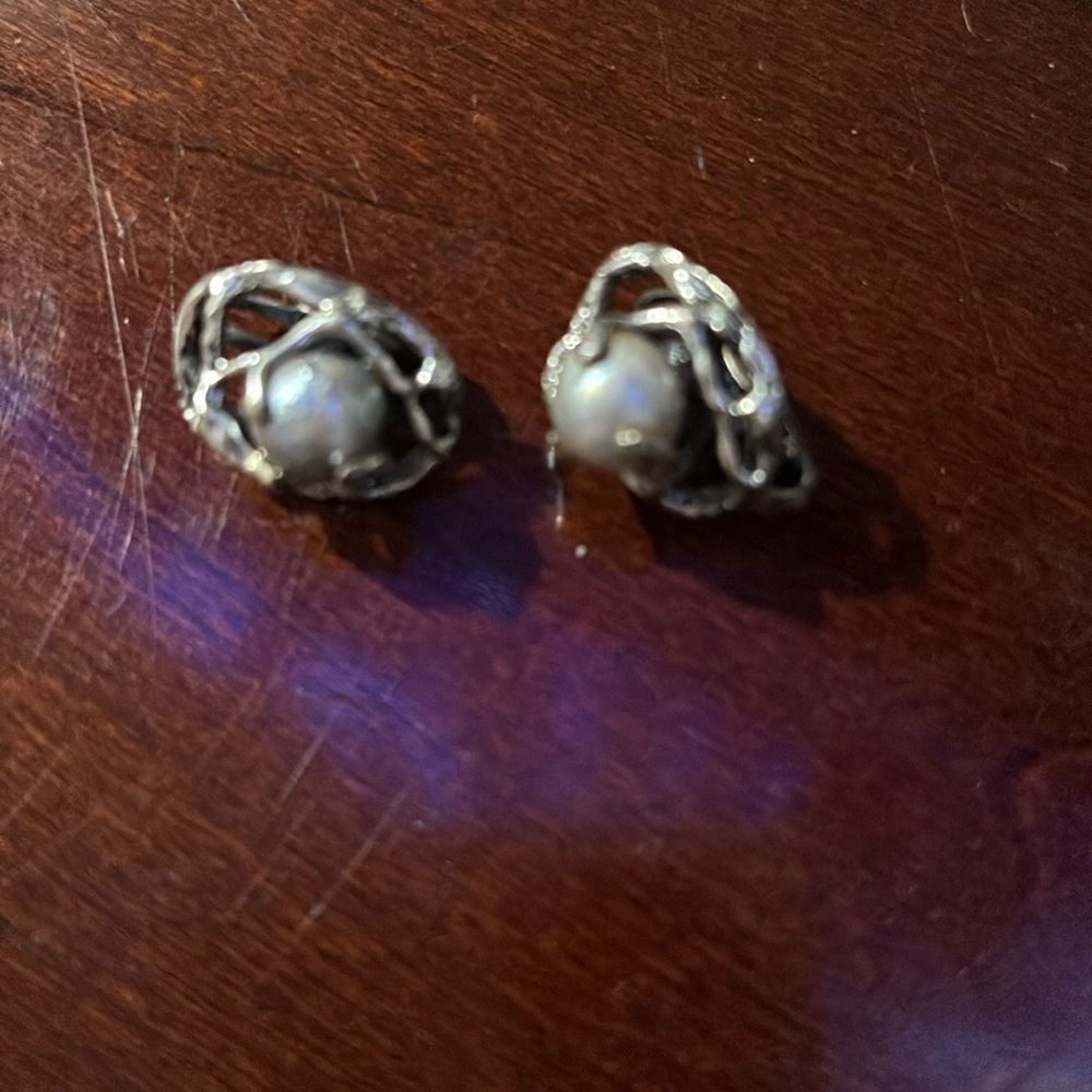 ❤️FINAL❤️Beautiful vintage 1960's sterling silver and pearl earrings